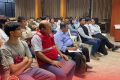 2025-06-07-charla11